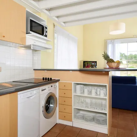Detached With A Private Pool Near *